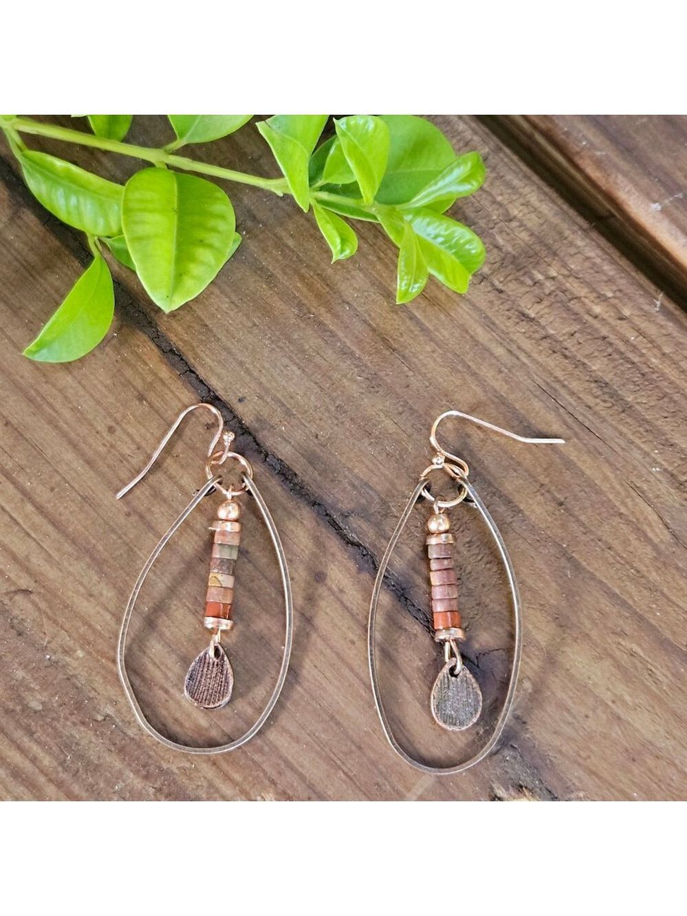 Artisan Bohemian Ethnic Copper Women's Dangle Lightweight Earrings - Picture 3 of 3